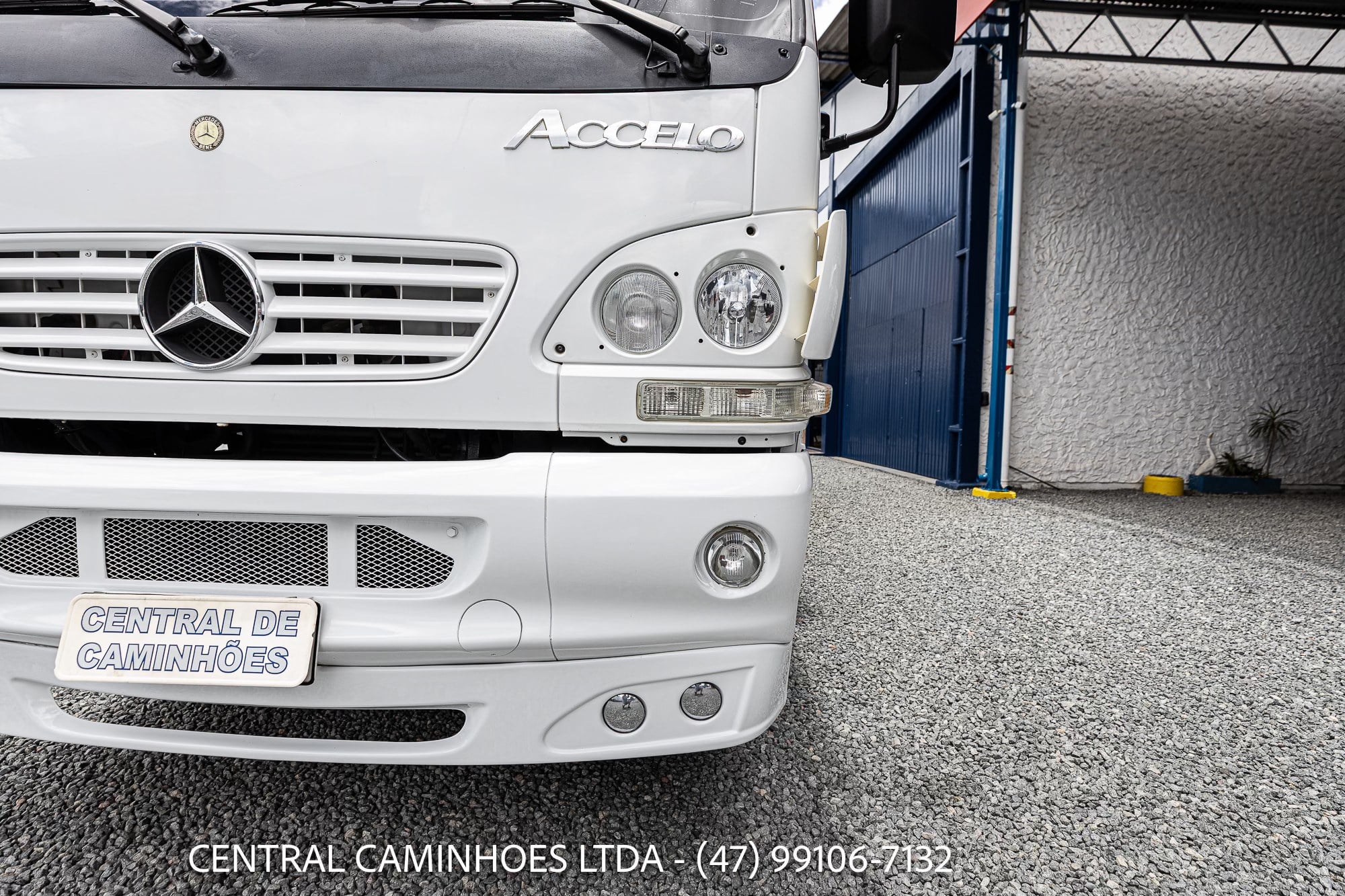 MERCEDES BENZ ACCELO 715C ANO 2006
