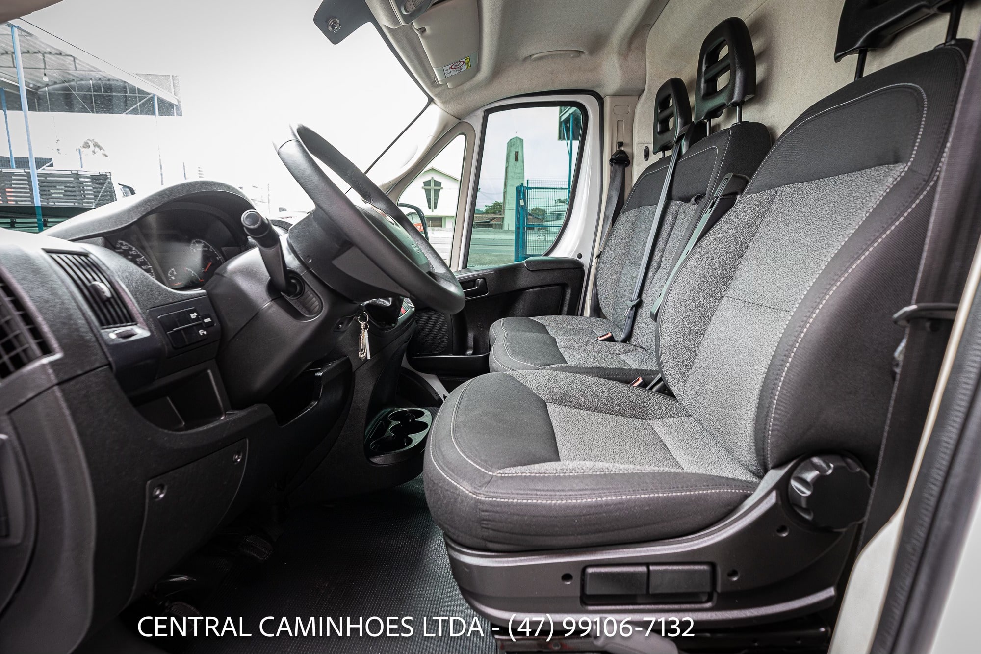 FIAT DUCATO FURGÃO 10M3 ANO 2019 COMPLETA
