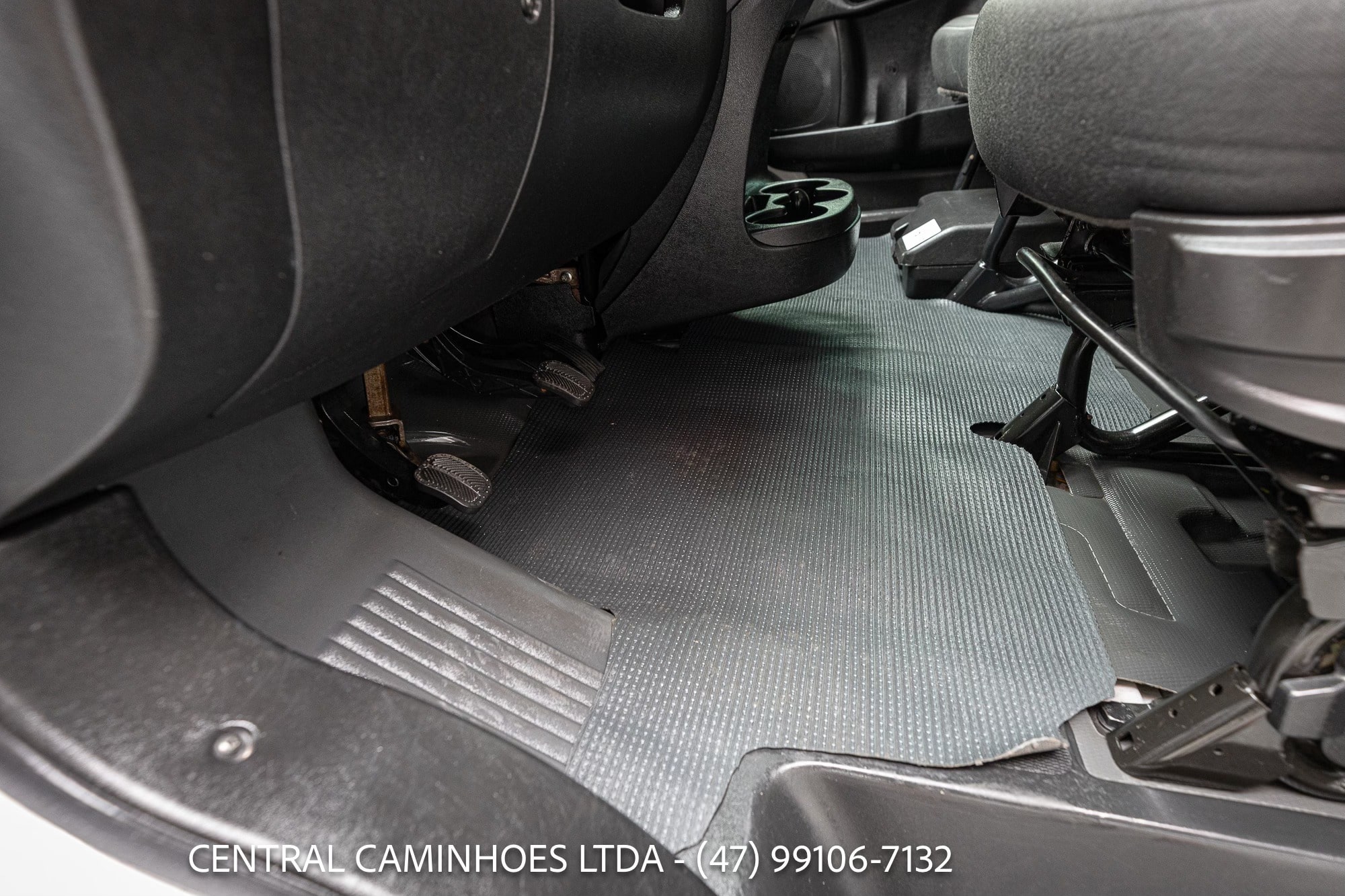 FIAT DUCATO FURGÃO 10M3 ANO 2019 COMPLETA