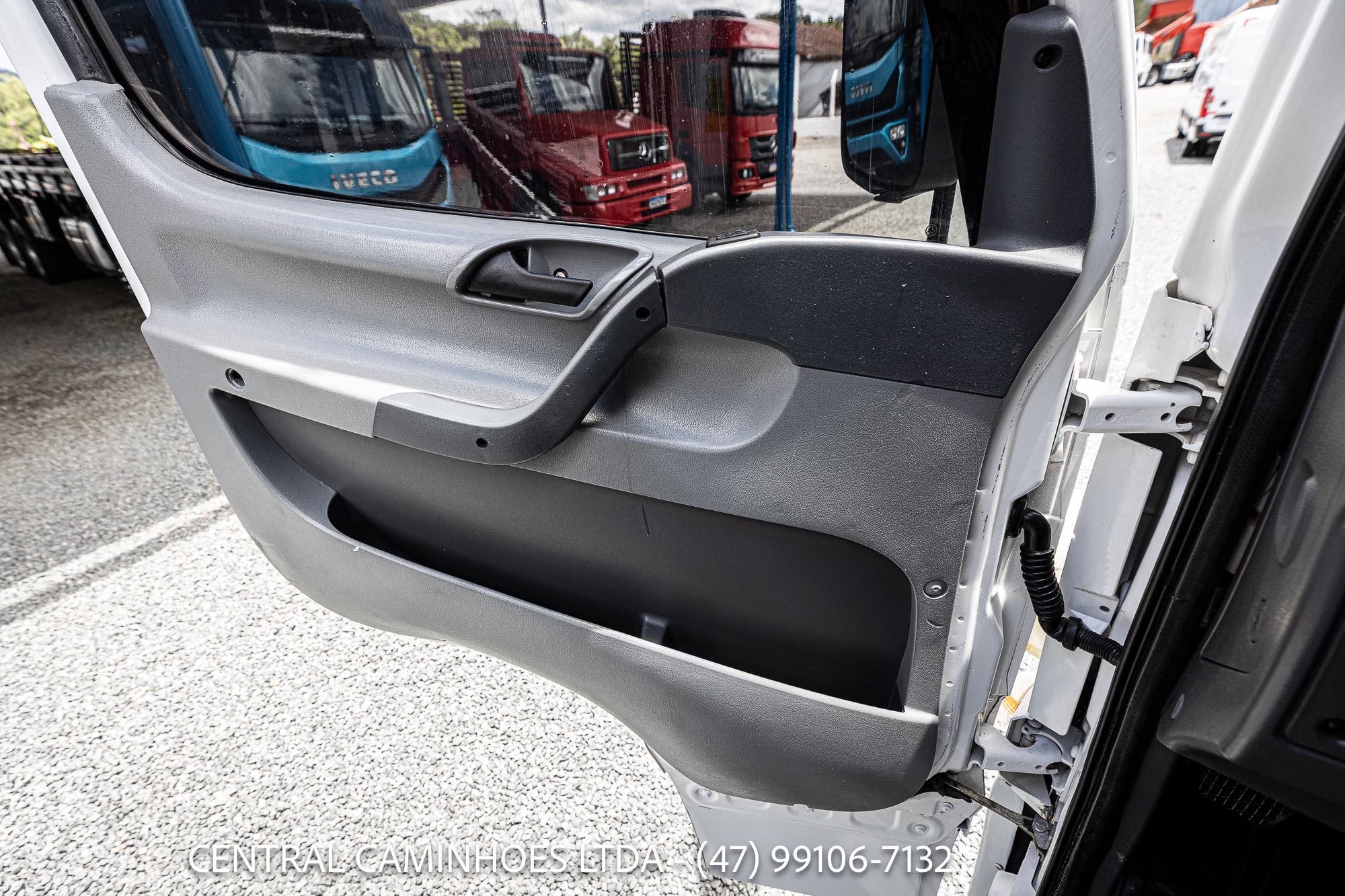 MERCEDES BENZ ACCELO 715C ANO 2006