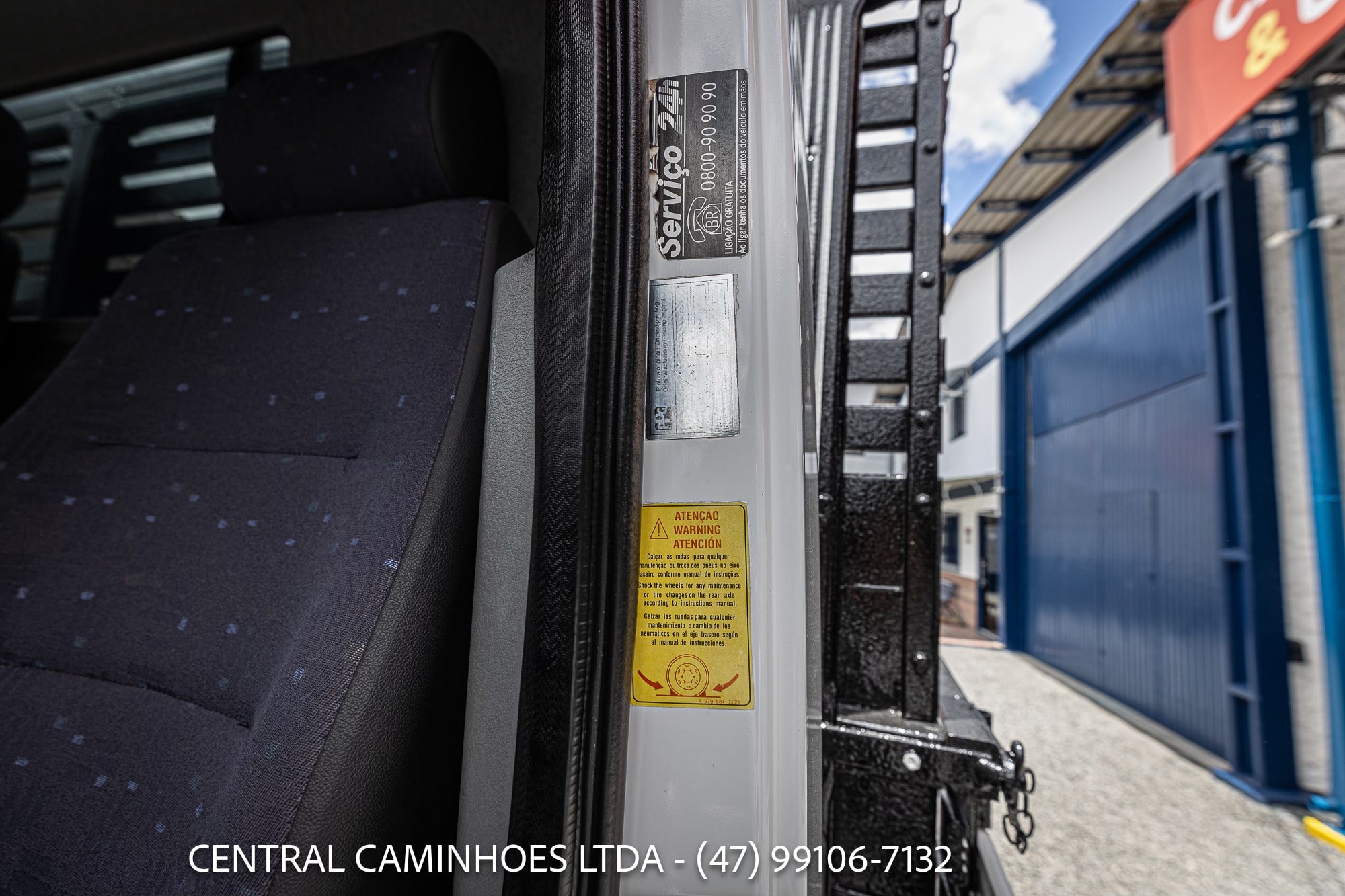 MERCEDES BENZ ACCELO 715C ANO 2006