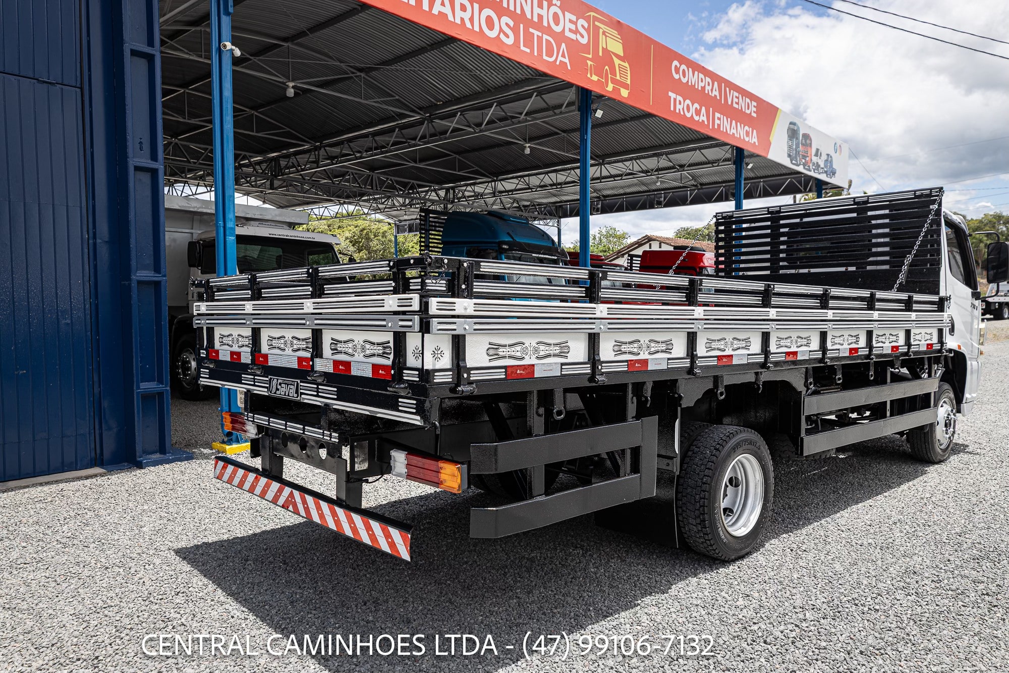 MERCEDES BENZ ACCELO 715C ANO 2006