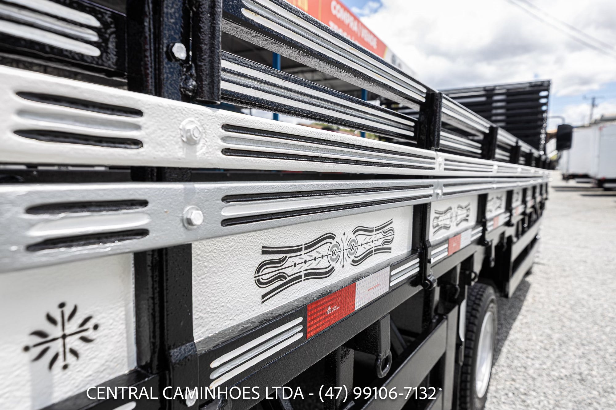 MERCEDES BENZ ACCELO 715C ANO 2006