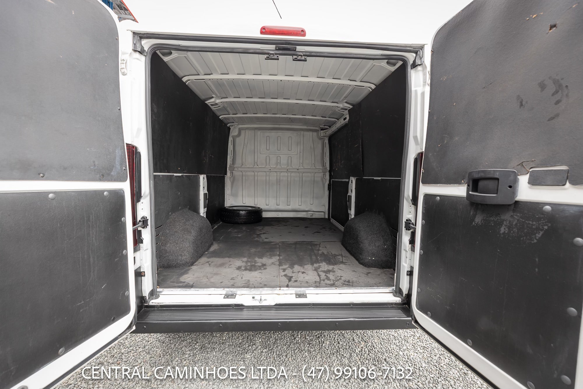 FIAT DUCATO FURGÃO 10M3 ANO 2019 COMPLETA