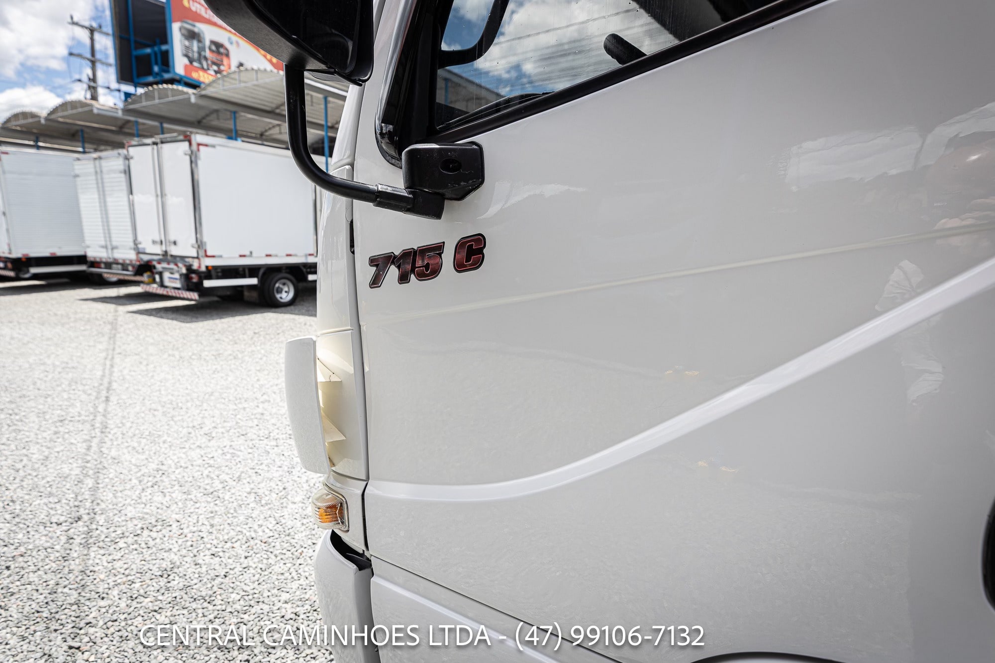 MERCEDES BENZ ACCELO 715C ANO 2006