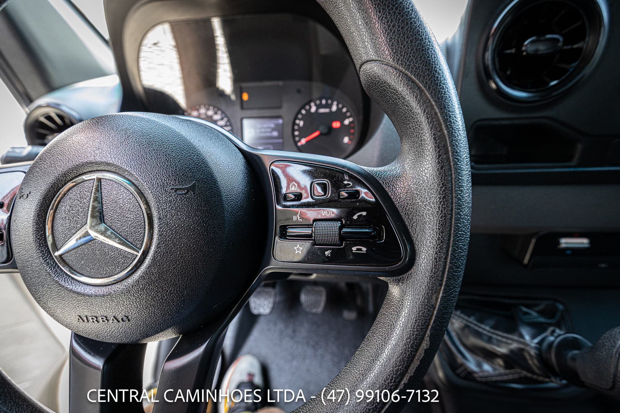 MERCEDES BENZ SPRINTER 516 HI TECH