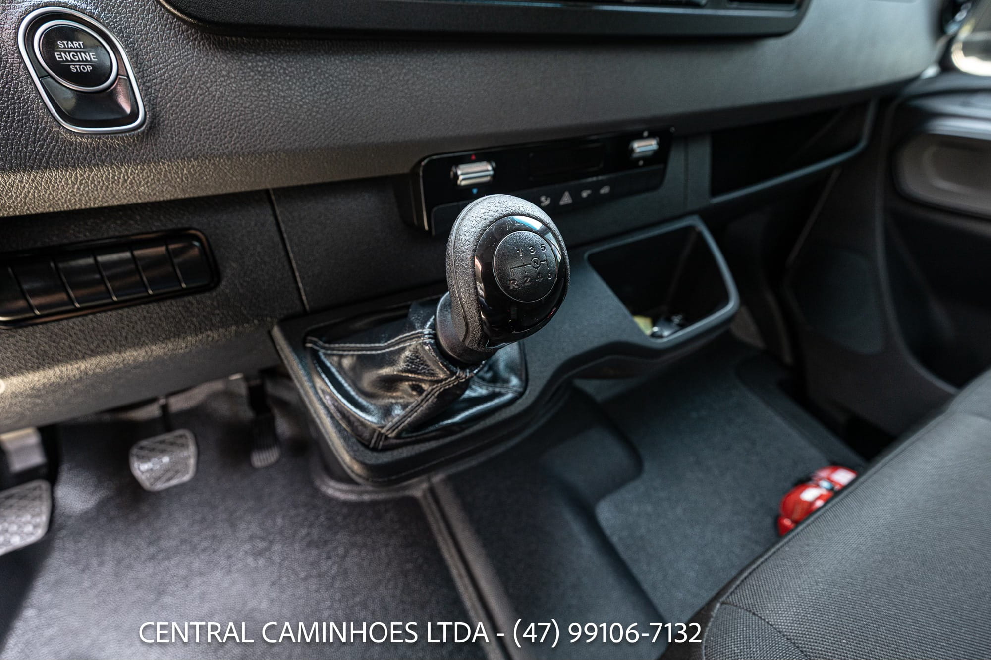 MERCEDES BENZ SPRINTER 516 HI TECH