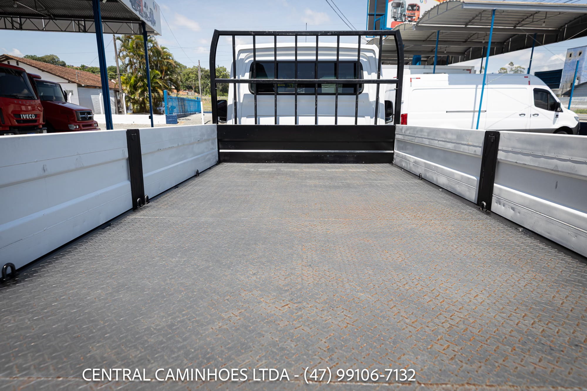 MERCEDES BENZ SPRINTER 516 HI TECH